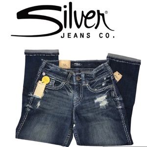SILVER JEANS CO. SUKI Distressed Denim Capri’s